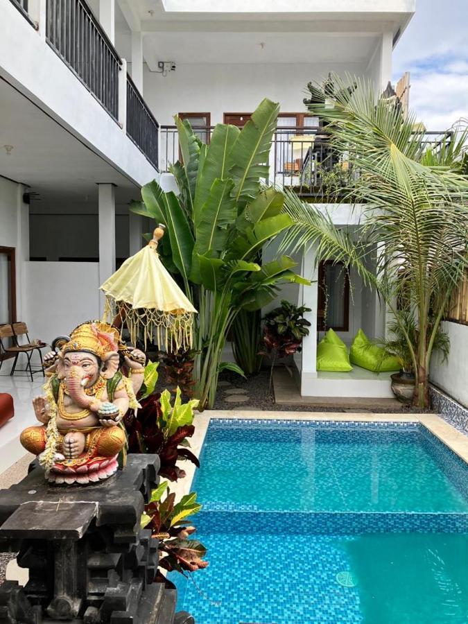 Villa Iris Homestay Uluwatu Esterno foto