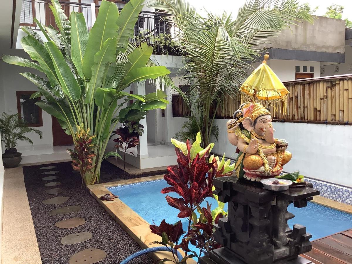 Villa Iris Homestay Uluwatu Esterno foto